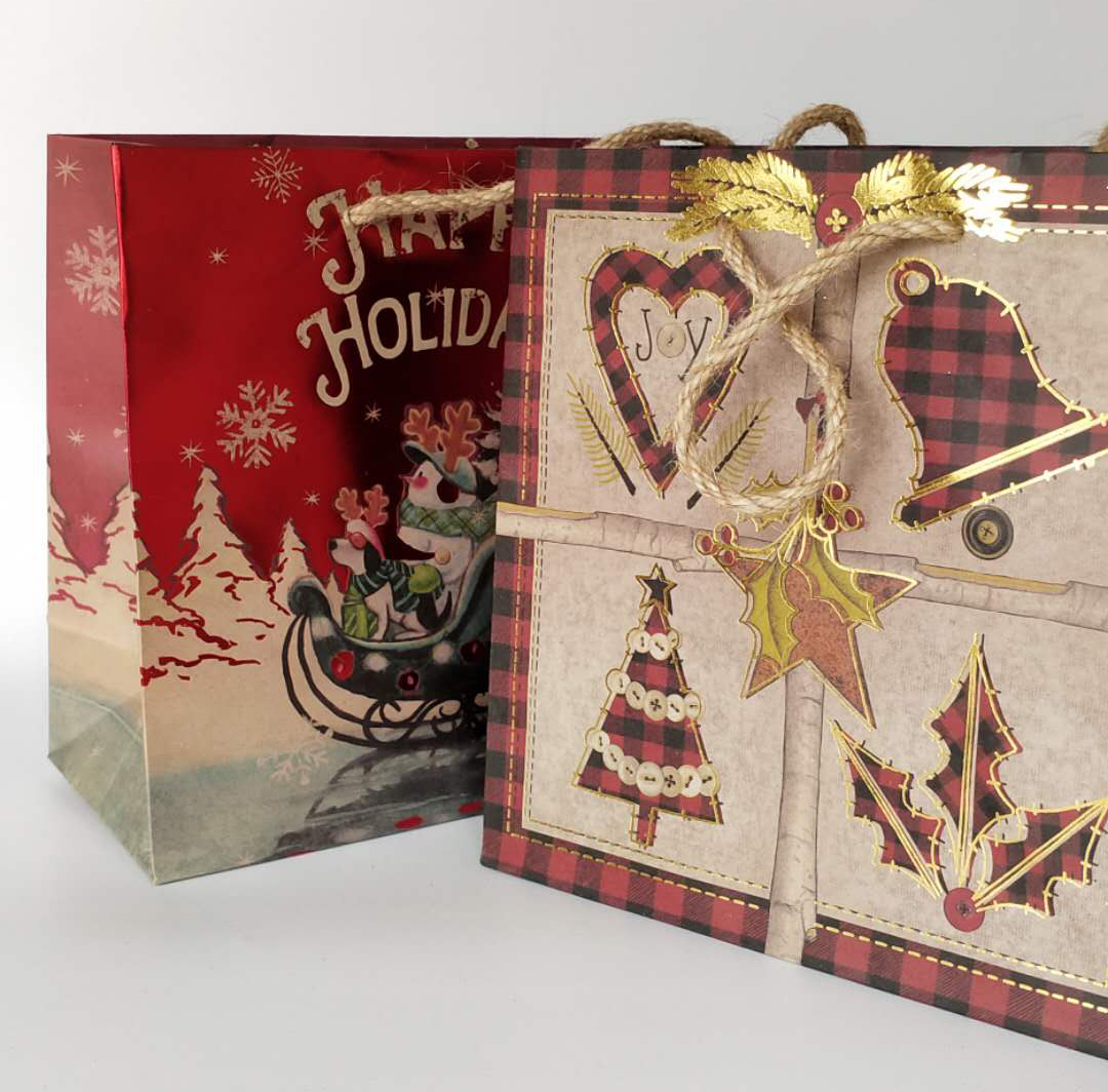 Paper shopping bags